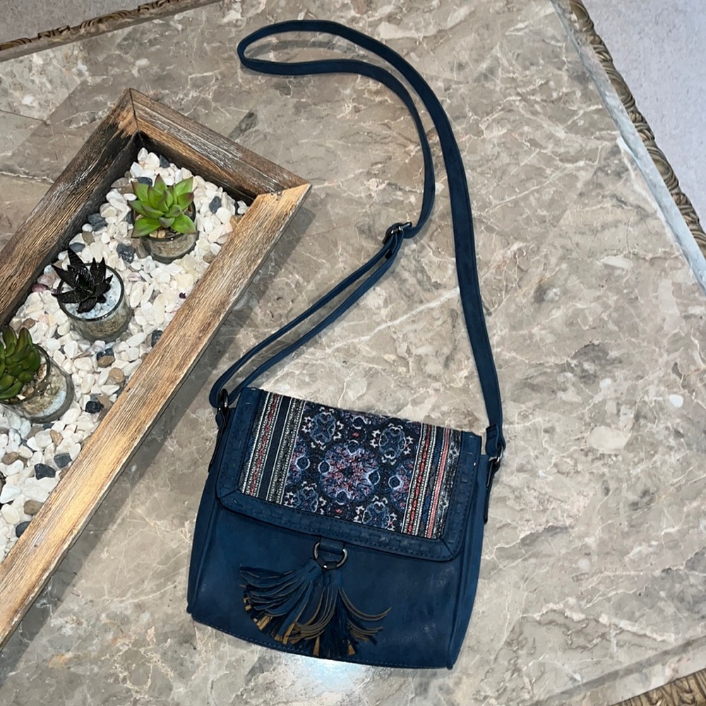 Tassel purse